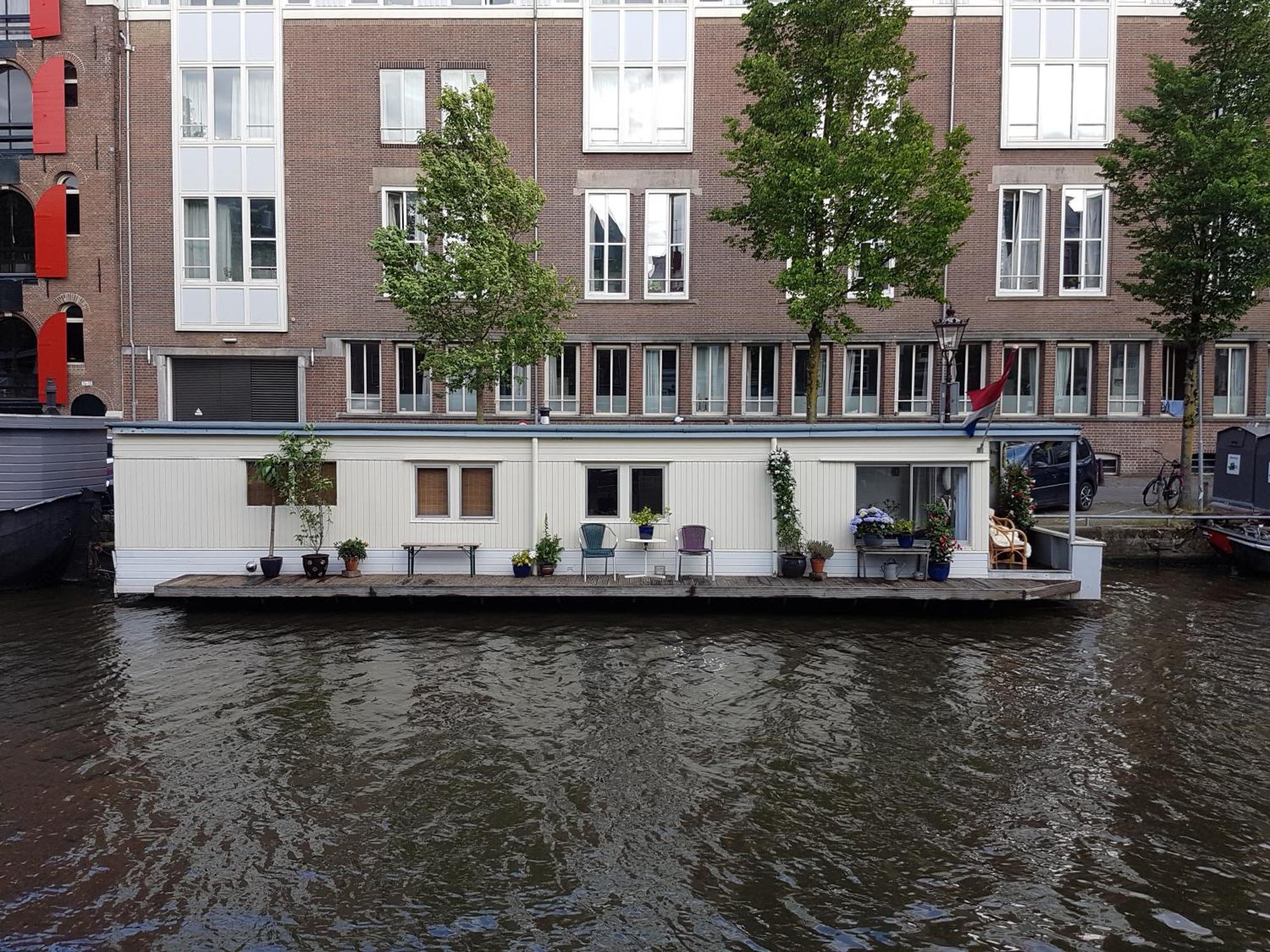 Pantheos Top Houseboat Ámsterdam Exterior foto